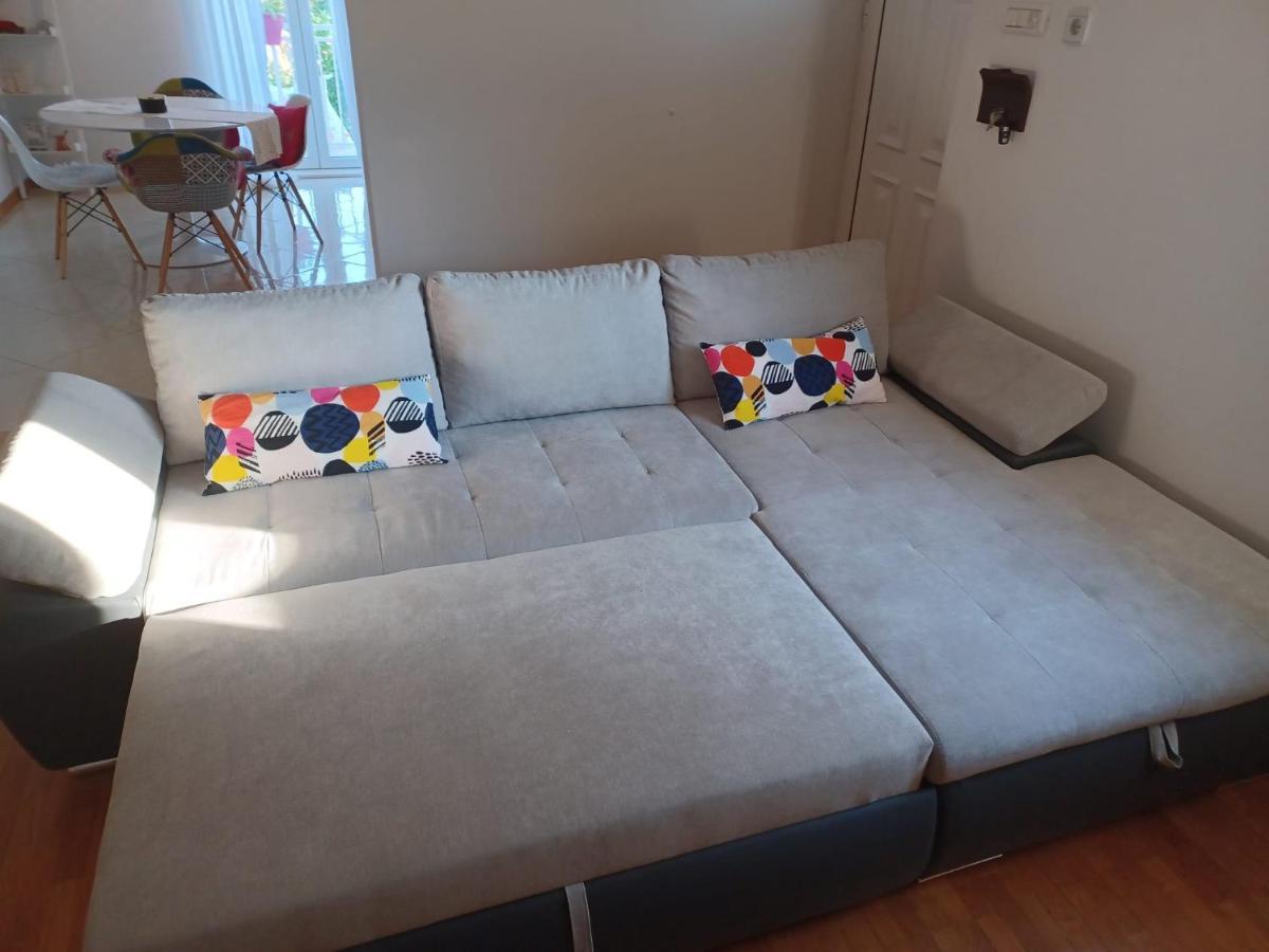 Lara Apartment Solin Værelse billede