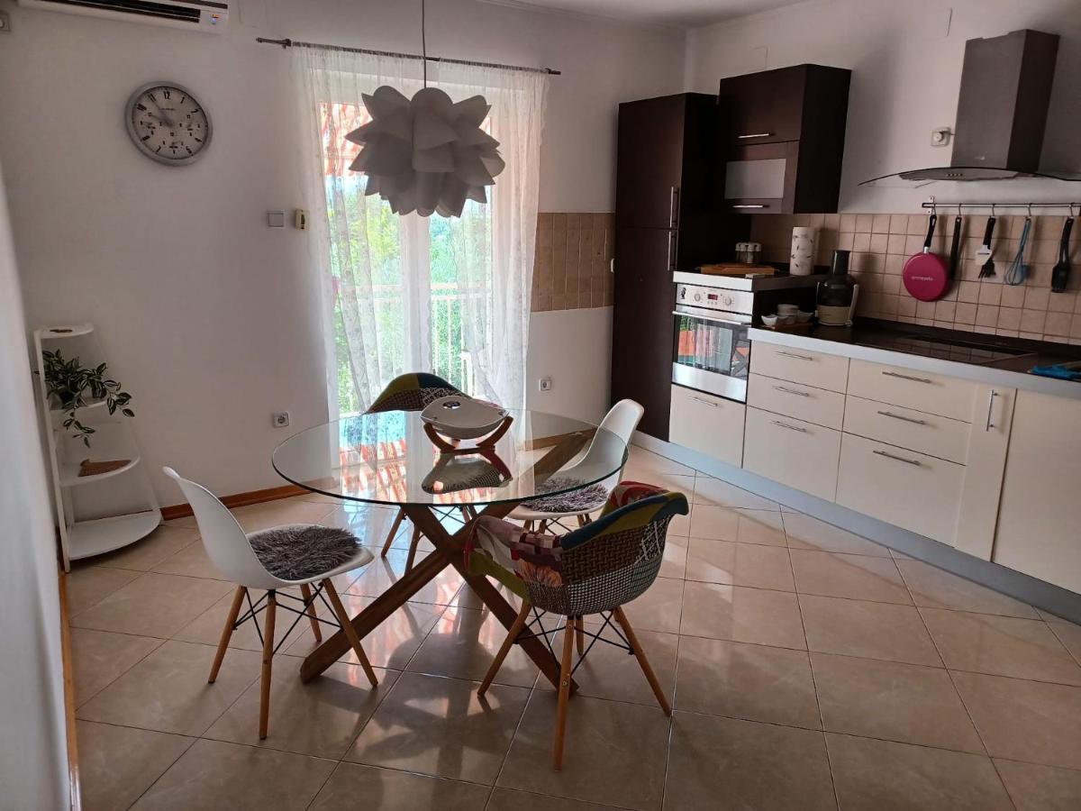 Lara Apartment Solin Eksteriør billede