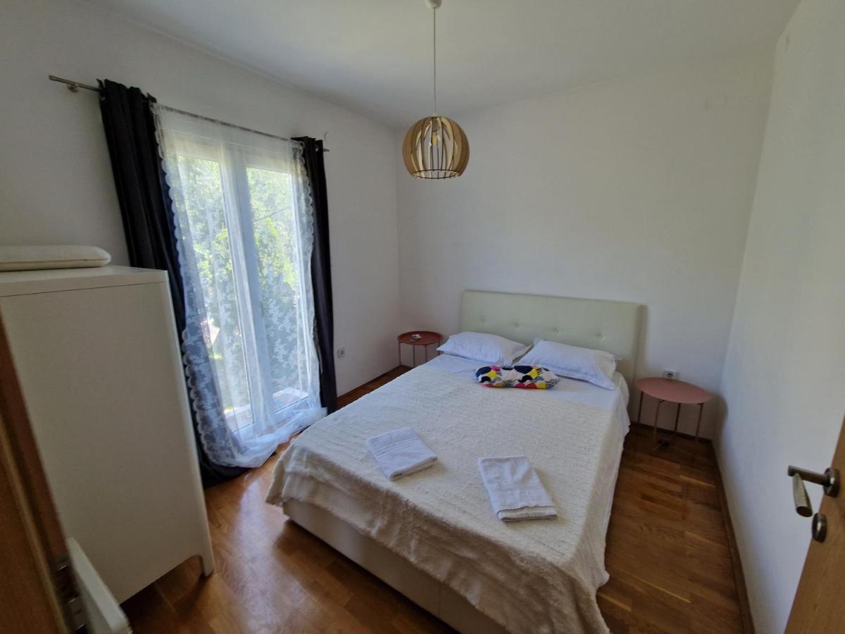 Lara Apartment Solin Eksteriør billede
